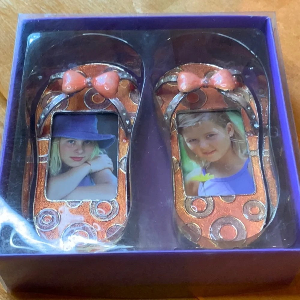 Photo frames - Picture 1 of 2